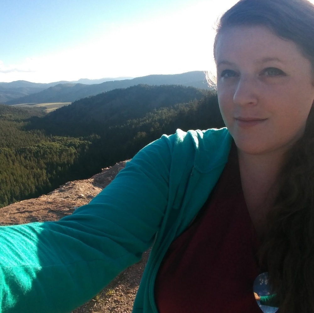 Meet your Posher, Desiree